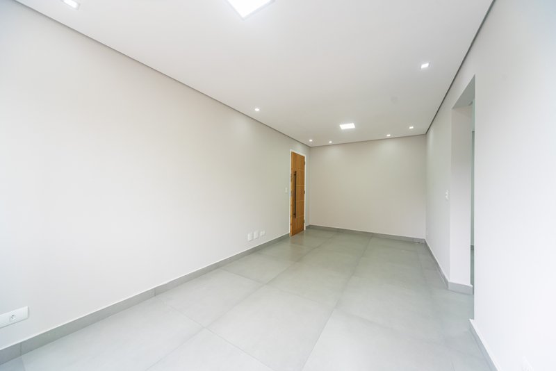 Apartamento para venda com 60m², 02 dormitórios, 01 banheiro e 01 vaga de garagem Rua Laranjal São Paulo - 