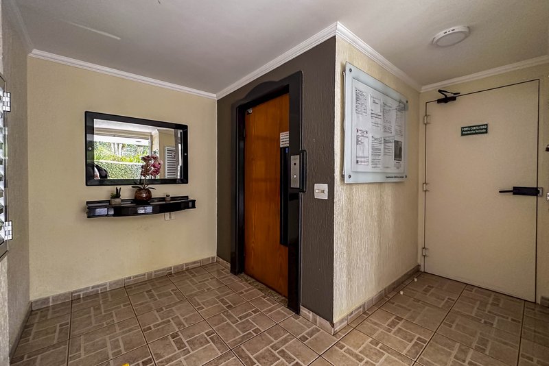 Apartamento para venda com 60m², 02 dormitórios, 01 banheiro e 01 vaga de garagem Rua Laranjal São Paulo - 