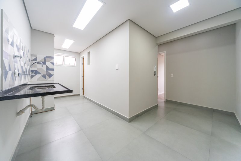 Apartamento para venda com 60m², 02 dormitórios, 01 banheiro e 01 vaga de garagem Rua Laranjal São Paulo - 