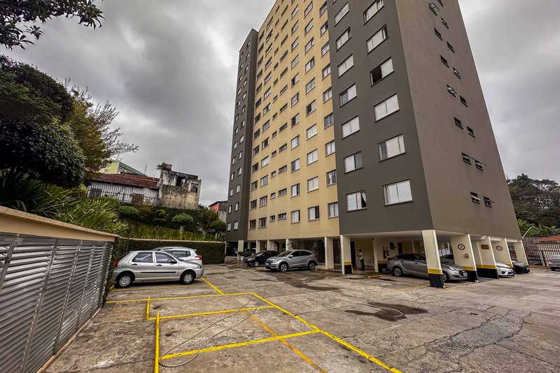 Apartamento para venda com 60m², 02 dormitórios, 01 banheiro e 01 vaga de garagem Rua Laranjal São Paulo - 
