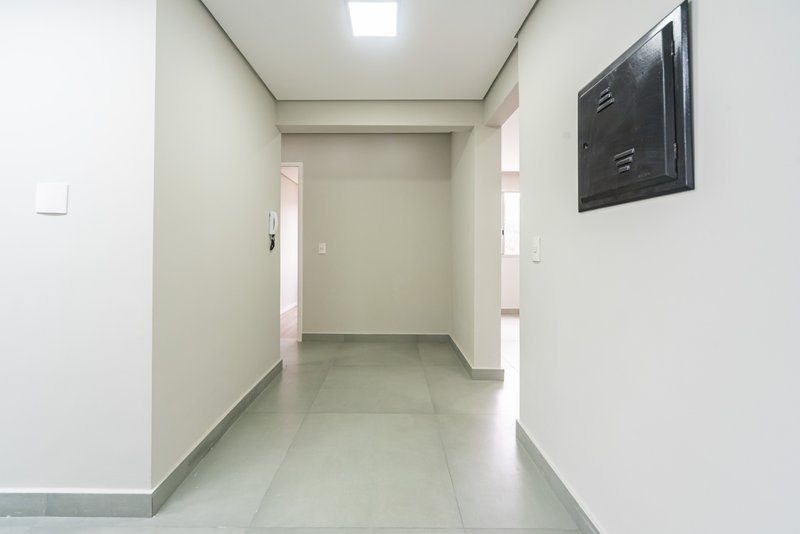 Apartamento para venda com 60m², 02 dormitórios, 01 banheiro e 01 vaga de garagem Rua Laranjal São Paulo - 
