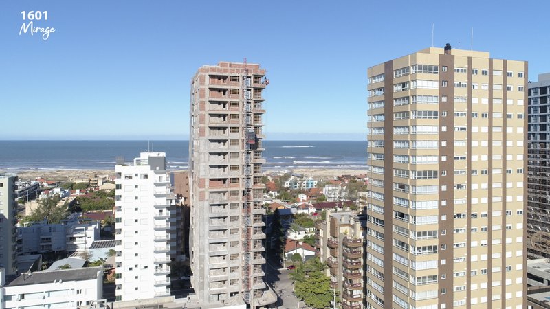 Apartamentos Mirage Av. Carlos Barbosa Torres - 