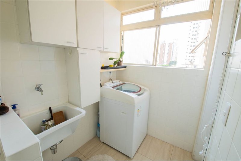 Apartamento a venda em Moema - 2 dormitórios 83m² AV DOS JAMARIS São Paulo - 