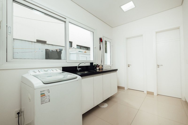 CASA DE LUXO COM 4 DORM À VENDA NO CONDOMÍNIO ALPHAVILLE GRAVATAÍ  Gravataí - 