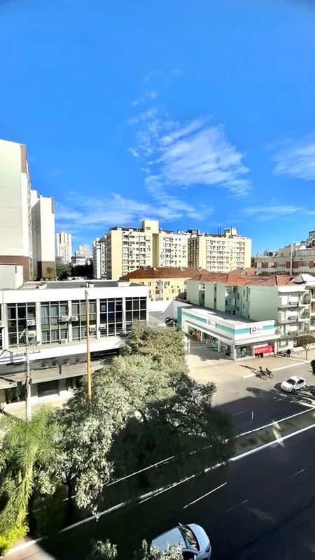 R$ 540.000 - EXCLUSIVIDADE - ÓTIMO APARTAMENTO - 148M2 - FRENTE - 3 DORM - VISTA Avenida Cristóvão Colombo Porto Alegre - 