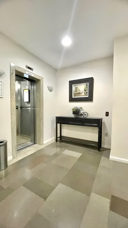 R$ 540.000 - EXCLUSIVIDADE - ÓTIMO APARTAMENTO - 148M2 - FRENTE - 3 DORM - VISTA Avenida Cristóvão Colombo Porto Alegre - 