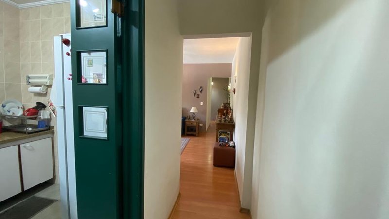 Apartamento de 2 Quartos e vaga em Pinheiros Rua Henrique Schaumann São Paulo - 