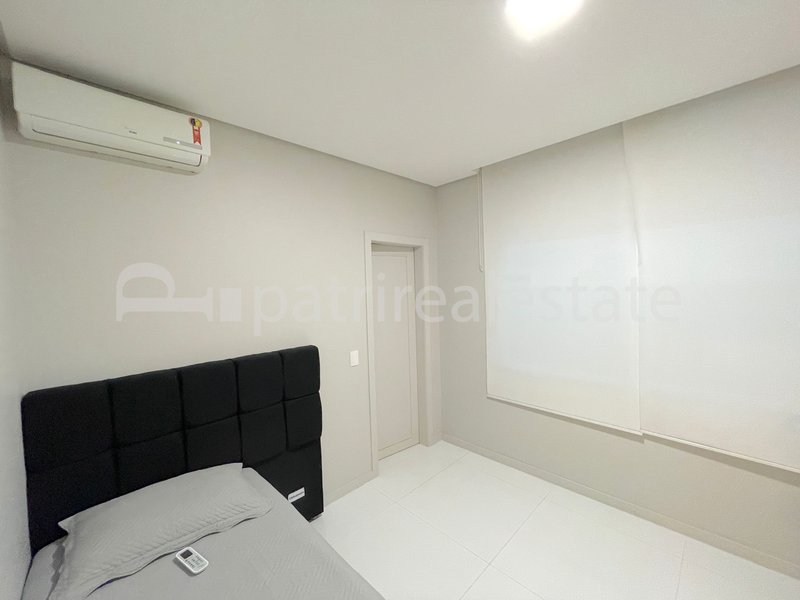 Casa Altissimo padrão com 468 m² 6 suítes 9 WC 4 vagas no Alphaville Fortaleza - CE Av. litoranea Eusébio - 