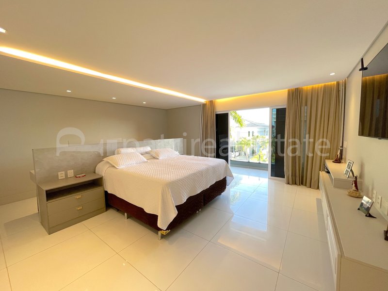 Casa Altissimo padrão com 468 m² 6 suítes 9 WC 4 vagas no Alphaville Fortaleza - CE Av. litoranea Eusébio - 