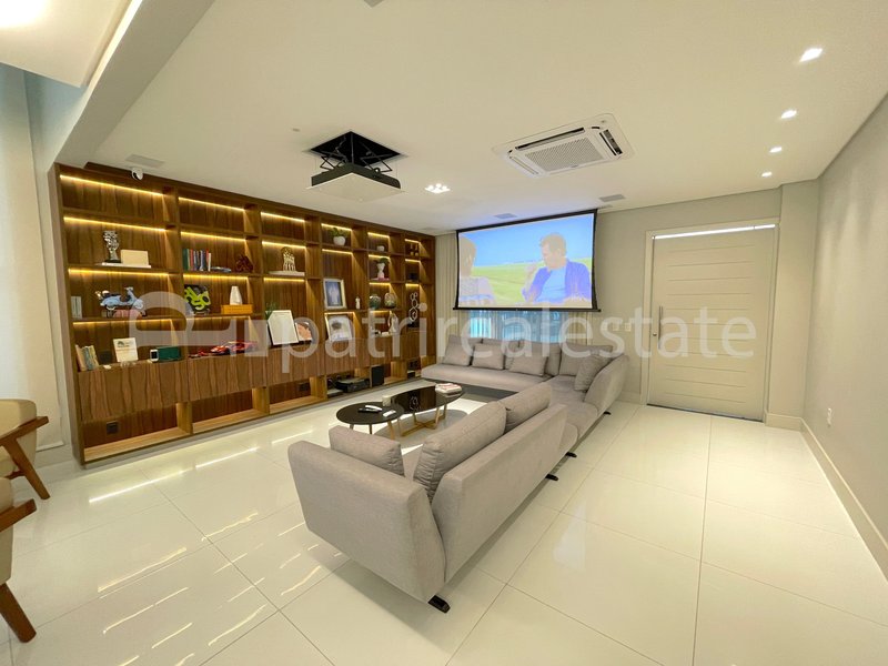 Casa Altissimo padrão com 468 m² 6 suítes 9 WC 4 vagas no Alphaville Fortaleza - CE Av. litoranea Eusébio - 