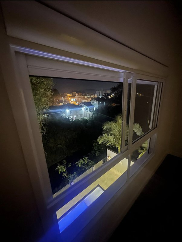 CASA DE ALTO PADRÃO COM 3 SUÍTES NO BAIRRO SOUZA CRUZ - Brusque - 