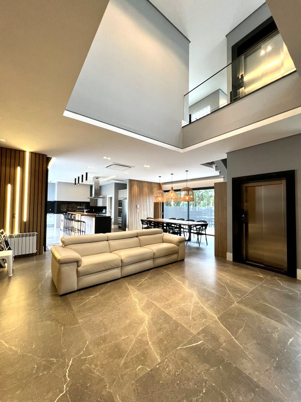 R$ 5.300.000 - EXCLUSIVIDADE - MAGNÍFICA CASA À BEIRA MAR - 400M2 - 4 SUÍTES Avenida Paraguassú  Xangri-lá - 