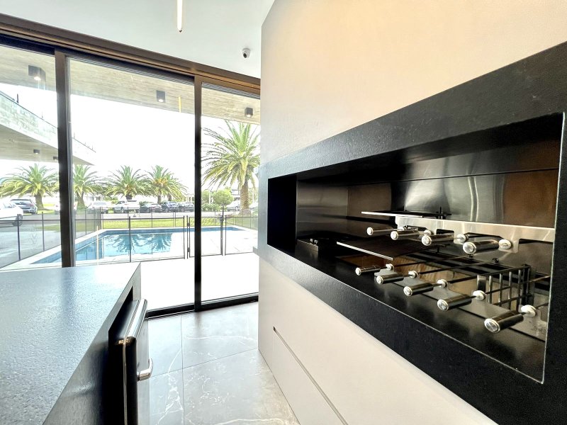 R$ 5.300.000 - EXCLUSIVIDADE - MAGNÍFICA CASA À BEIRA MAR - 400M2 - 4 SUÍTES Avenida Paraguassú  Xangri-lá - 