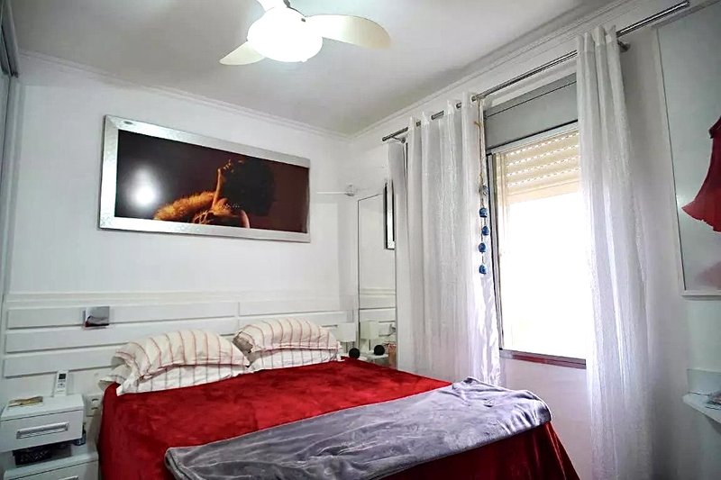 R$ 290.000 - ÓTIMA LOCALIZAÇÃO - APARTAMENTO REFORMADO - 41M2 - 1 DORM - 1 VAGA Rua Eça de Queiroz Porto Alegre - 