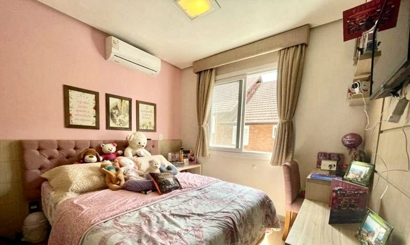 R$ 980.000 - LINDA CASA EM CONDOMÍNIO - 109M2 - 4 SUÍTES - SACADAS - 3 VAGAS Rua João Baldasso Canela - 