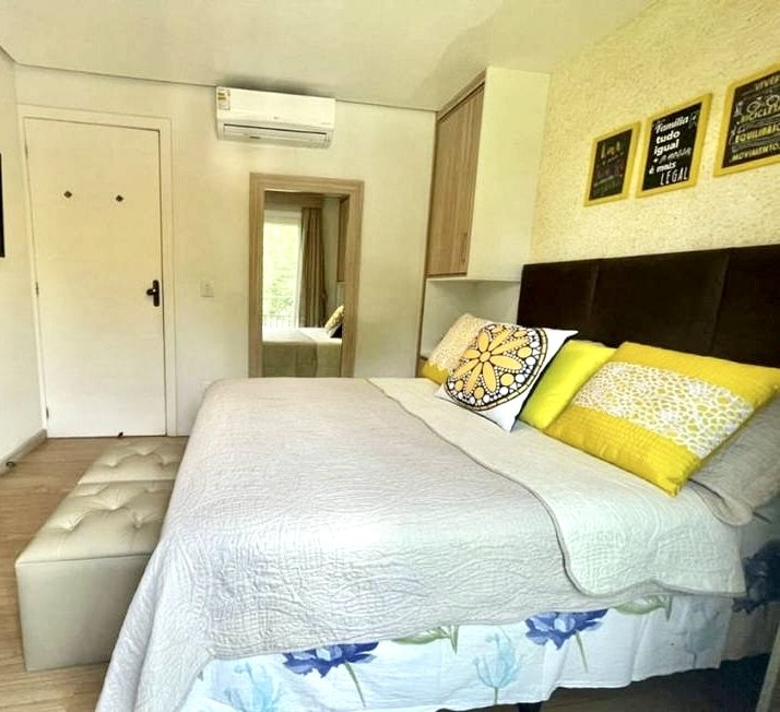 R$ 980.000 - LINDA CASA EM CONDOMÍNIO - 109M2 - 4 SUÍTES - SACADAS - 3 VAGAS Rua João Baldasso Canela - 