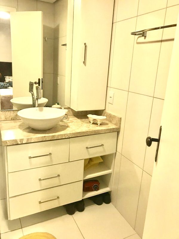 R$ 980.000 - LINDA CASA EM CONDOMÍNIO - 109M2 - 4 SUÍTES - SACADAS - 3 VAGAS Rua João Baldasso Canela - 