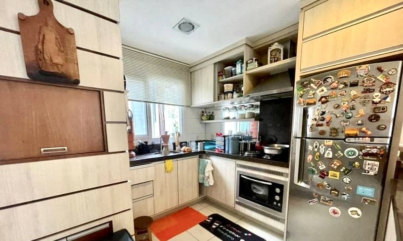 R$ 980.000 - LINDA CASA EM CONDOMÍNIO - 109M2 - 4 SUÍTES - SACADAS - 3 VAGAS Rua João Baldasso Canela - 