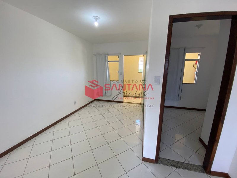 Apartamento nascente, a um minuto da Estrada do Coco. (INDISPONÍVEL) Rua Esmeraldina Maria da Conceição Oliveira Lauro de Freitas - 
