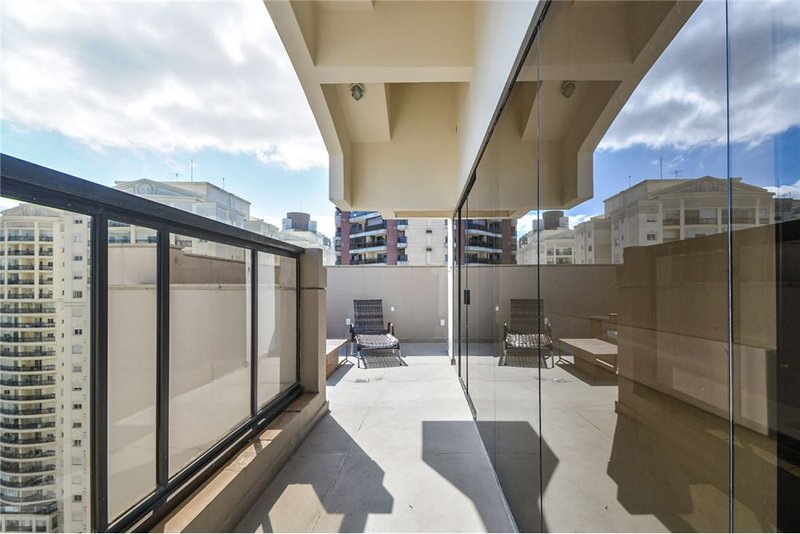 Apartamento em Moema com 103m² Juquis São Paulo - 