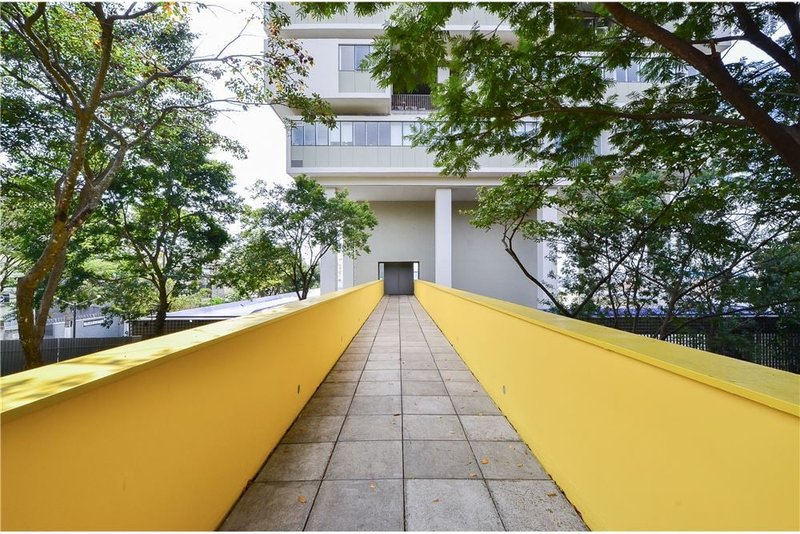 Apartamento na Vila Ipojuca com 127m² Camburiú São Paulo - 