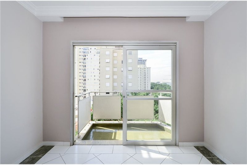 Apartamento no Campo Belo com 2 dormitórios 90m² Sebastião Paes São Paulo - 