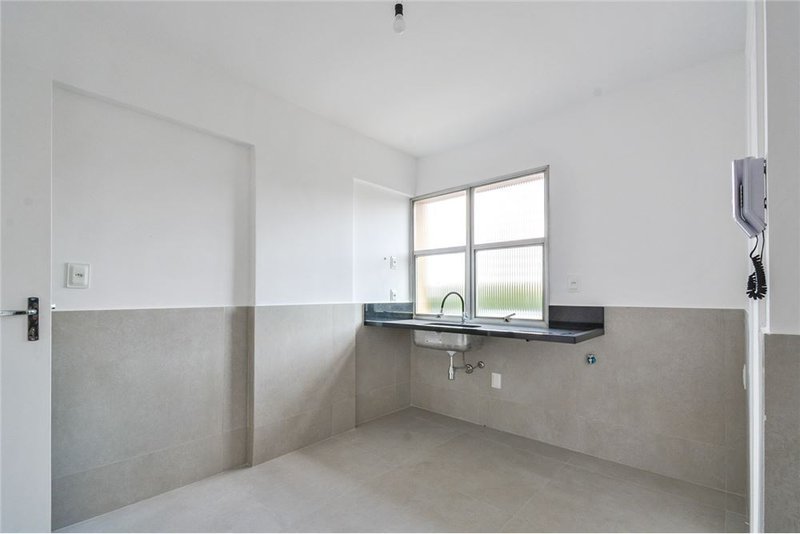 Apartamento a venda em Vila Olimpia - 2 dormitórios 85m² Professor Vahia de Abreu São Paulo - 