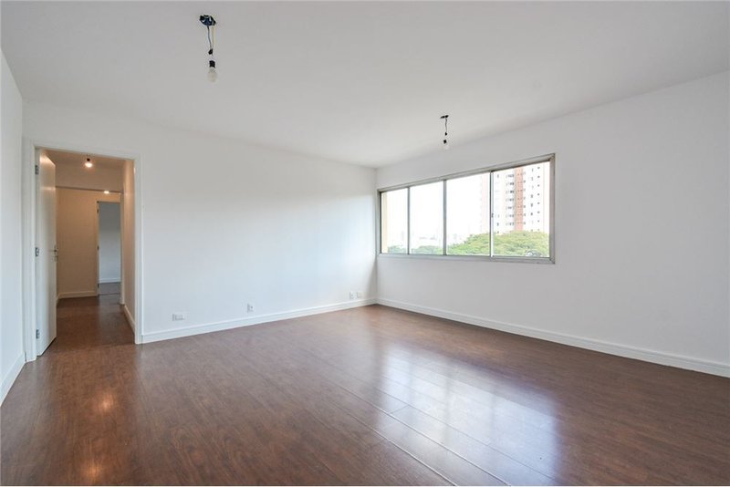 Apartamento a venda em Vila Olimpia - 2 dormitórios 85m² Professor Vahia de Abreu São Paulo - 