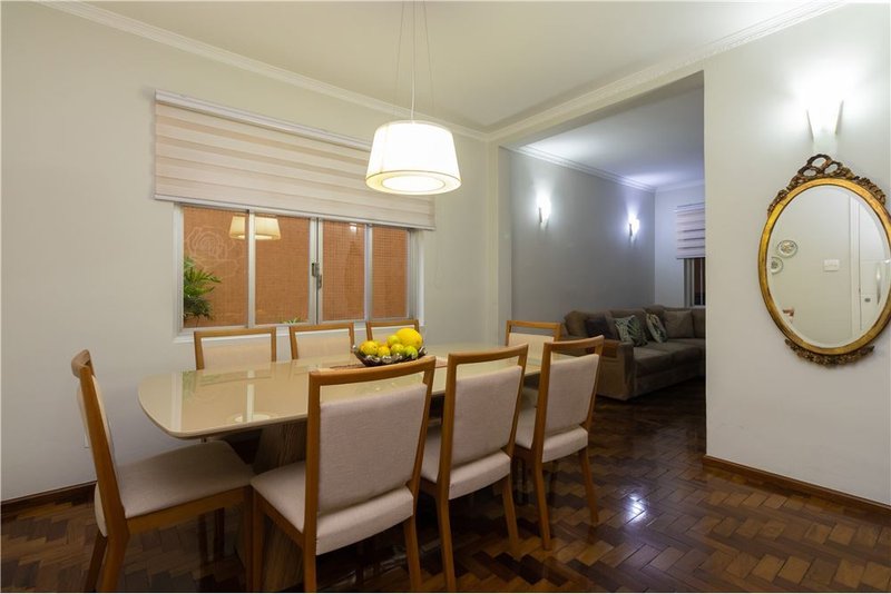 Casa a venda com 3 dormitórios 165m² Alvaro Rodrigues São Paulo - 