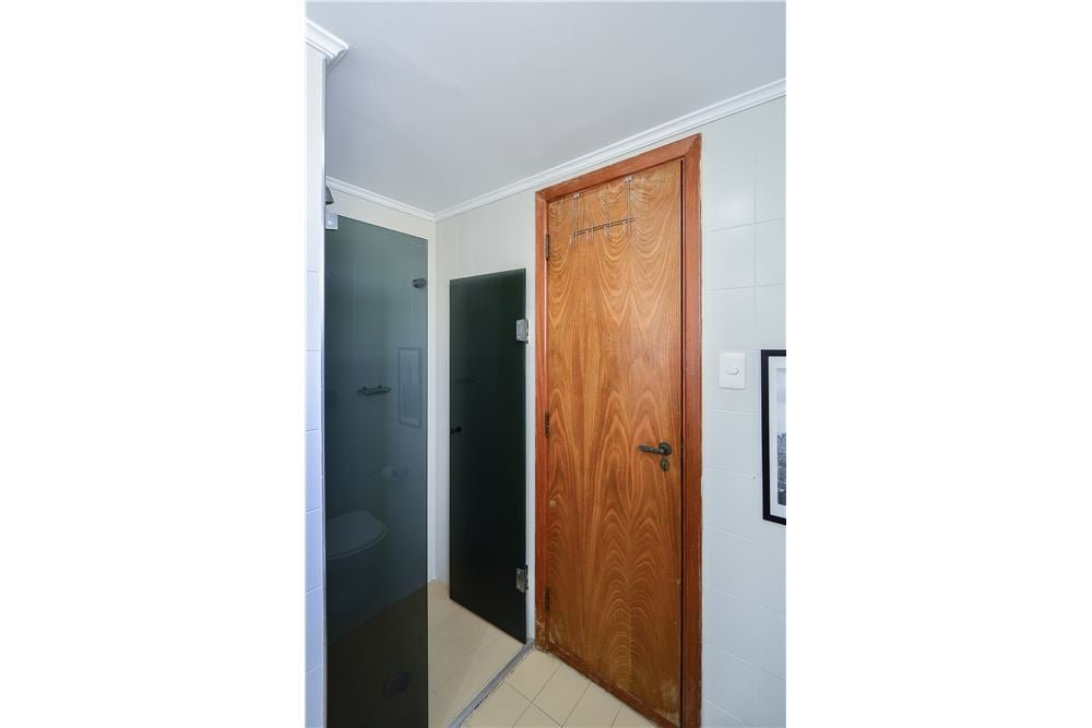 Apartamento à venda com 3 quartos, 162m² - Foto 17