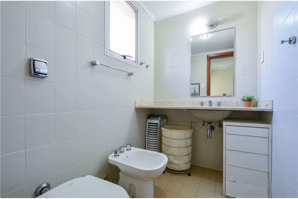 Apartamento à venda com 3 quartos, 162m² - Foto 16