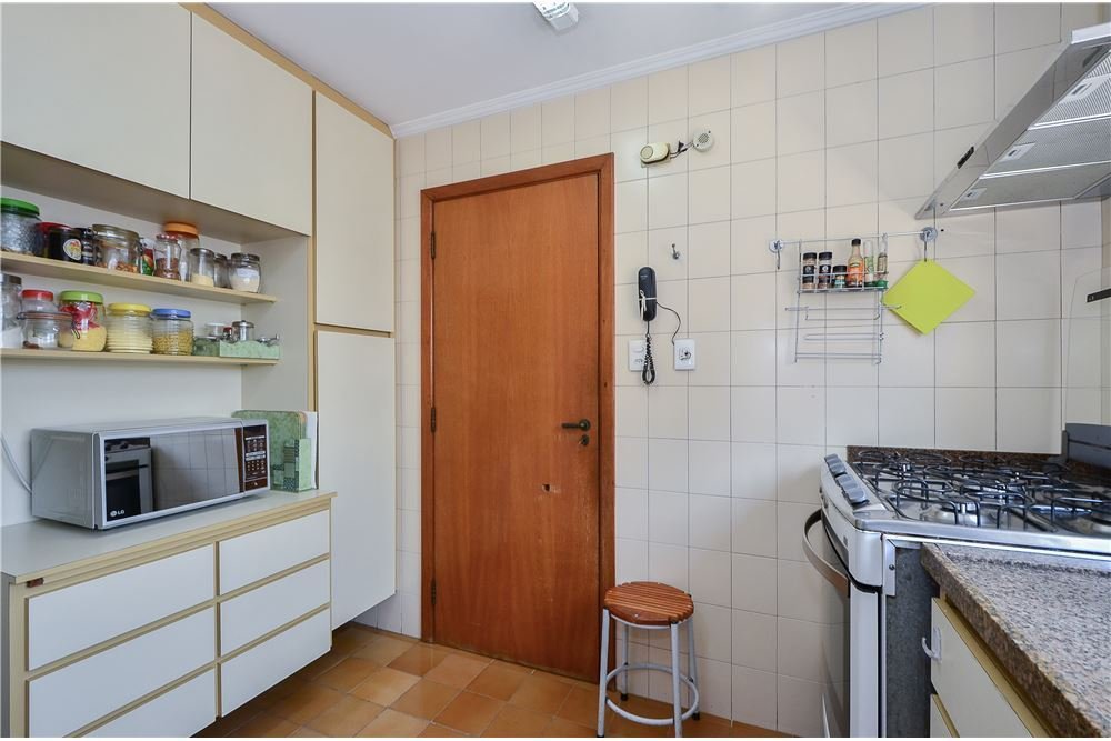 Apartamento à venda com 3 quartos, 162m² - Foto 26