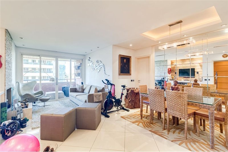 Apartamento a venda - Rua Barão do Triunfo - Brooklin Paulista -1 suíte 126m² Rua. Barão do Triunfo São Paulo - 