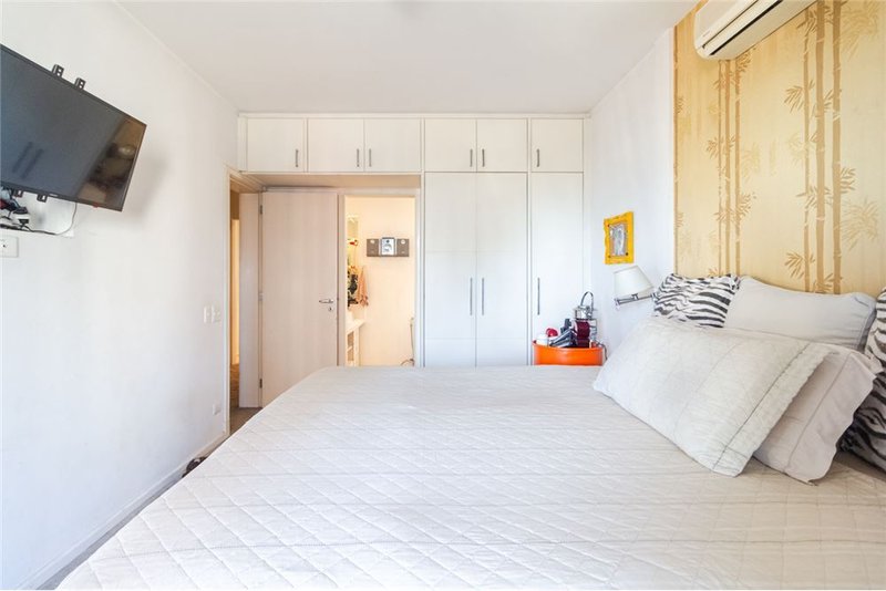 Apartamento a venda - Rua Barão do Triunfo - Brooklin Paulista -1 suíte 126m² Rua. Barão do Triunfo São Paulo - 