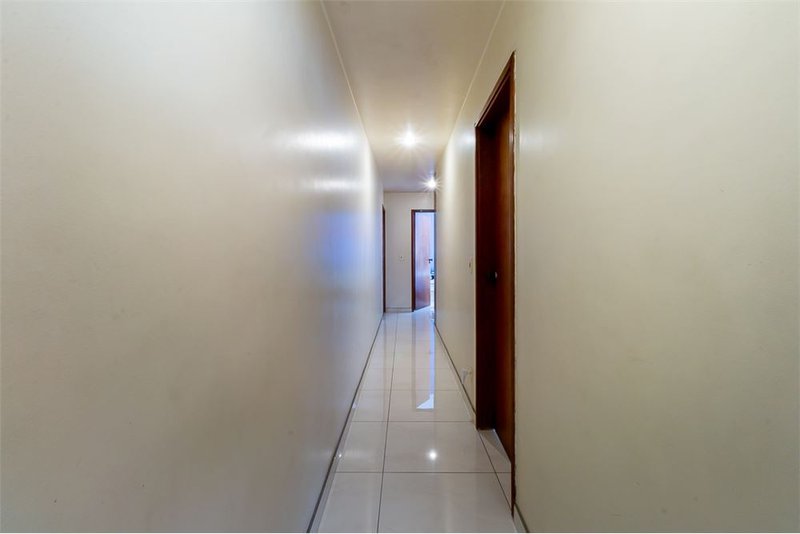Apartamento com 3 suítes 191m² R. Dr. Albuquerque Lins São Paulo - 