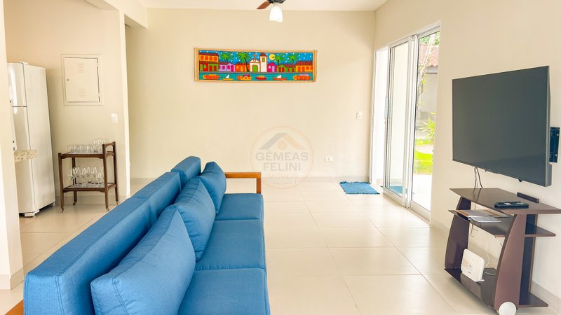 Casa térrea fora de condomínio na Praia de Juquehy - LOCAÇÃO DIÁRIA - São Sebastião - 