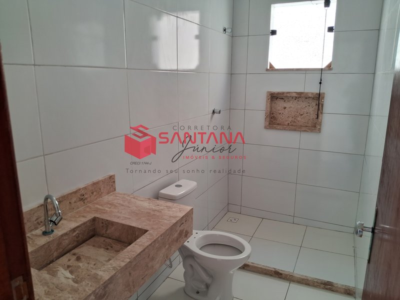LANÇAMENTO. Casa para venda 3 suítes e um quarto térreo.(INDISPONÍVEL) Rua Marília Tereza dos Santos Lauro de Freitas - 
