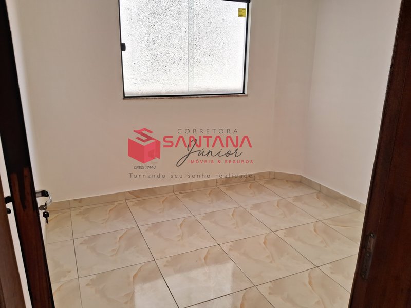 LANÇAMENTO. Casa para venda 3 suítes e um quarto térreo.(INDISPONÍVEL) Rua Marília Tereza dos Santos Lauro de Freitas - 