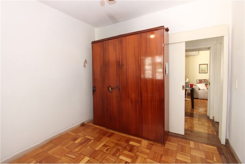 Apartamento PFV 382 Apto 612481023-52 2 dormitórios 69m² Ferreira Viana Porto Alegre - 