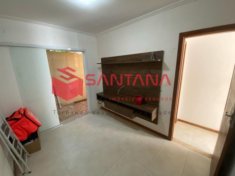Casa com 4 quartos, semimobiliada em Abrantes. (INDISPONÍVEL) Rua Lagoa Branca Camaçari - 