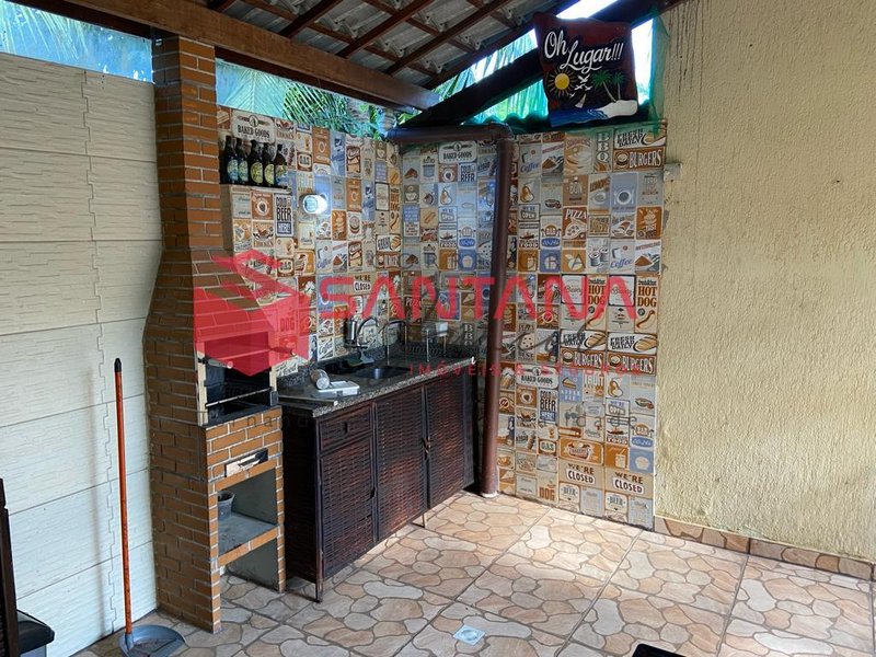 Casa com 4 quartos, semimobiliada em Abrantes. (INDISPONÍVEL) Rua Lagoa Branca Camaçari - 