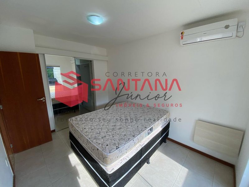 Casa com 4 quartos, semimobiliada em Abrantes. (INDISPONÍVEL) Rua Lagoa Branca Camaçari - 