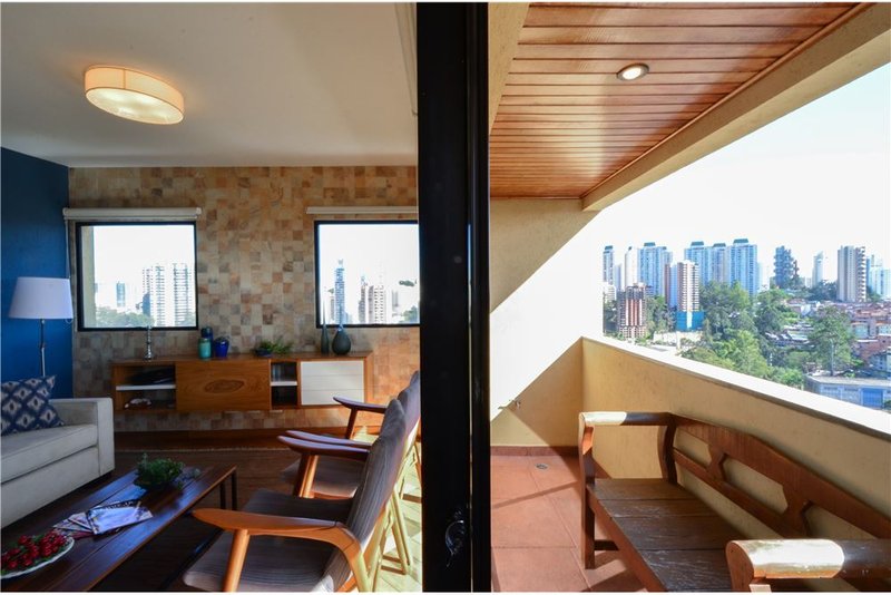 Apartamento com 3 dormitórios 166m² Deputado Laércio Corte São Paulo - 