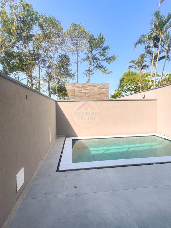 Casa em Condomínio Pé na Praia na Praia de Juquehy - VENDA E LOCAÇÃO DIÁRIA - São Sebastião - 