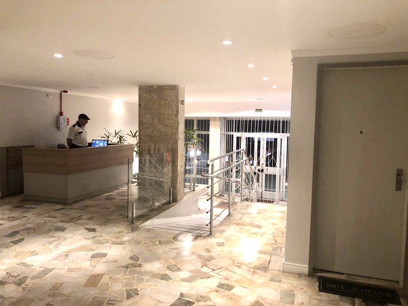 R$ 440.000 - ÓTIMO APARTAMENTO - DE FRENTE - 86M2 - 3 DORM - 1 VAGA - VISTA PANORÂMICA Rua Sarmento Leite Porto Alegre - 