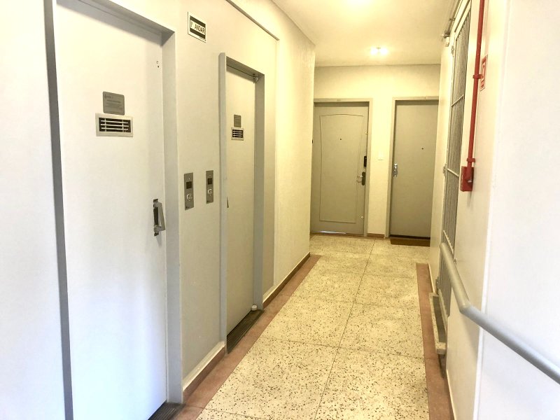 R$ 440.000 - ÓTIMO APARTAMENTO - DE FRENTE - 86M2 - 3 DORM - 1 VAGA - VISTA PANORÂMICA Rua Sarmento Leite Porto Alegre - 