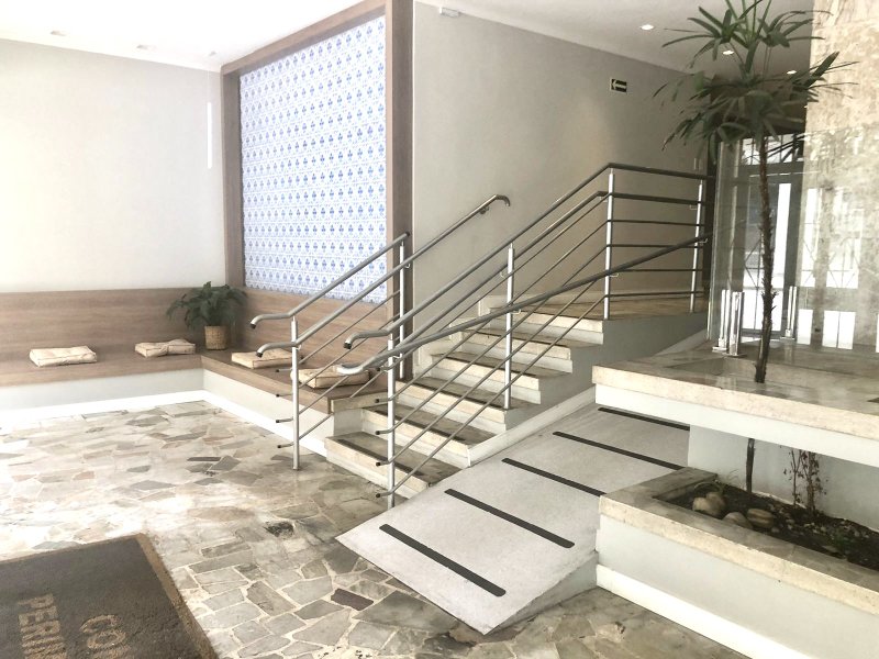 R$ 440.000 - ÓTIMO APARTAMENTO - DE FRENTE - 86M2 - 3 DORM - 1 VAGA - VISTA PANORÂMICA Rua Sarmento Leite Porto Alegre - 