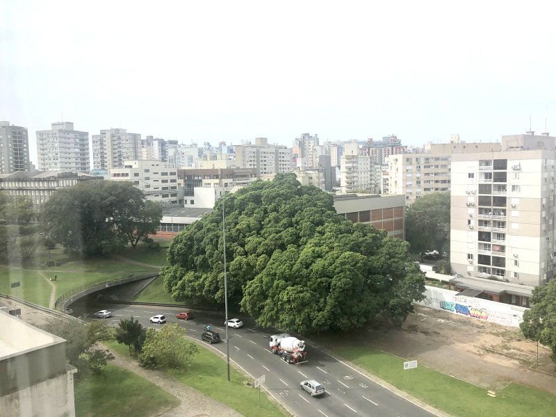 R$ 440.000 - ÓTIMO APARTAMENTO - DE FRENTE - 86M2 - 3 DORM - 1 VAGA - VISTA PANORÂMICA Rua Sarmento Leite Porto Alegre - 