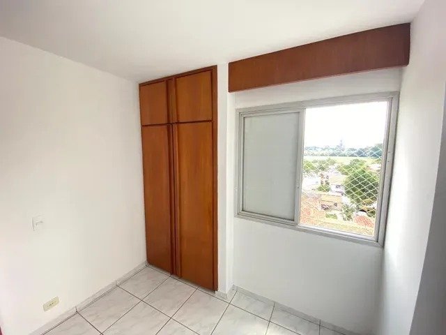 Apartamento à venda com 2 quartos, 64m² - Foto 2