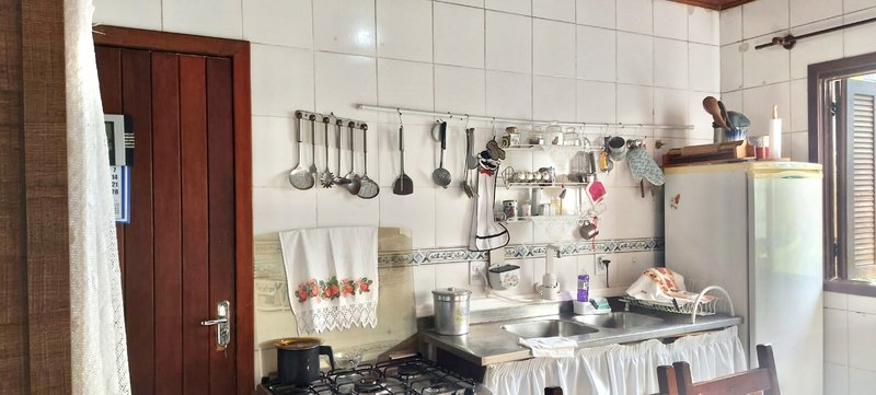 R$ 350.000 - BELO SÍTIO DE LAZER/MORADIA - CASA DE 120M2 - 10.000M2 - AÇUDE - NATUREZA Rua Primeiro-Sargento Euclides Barrachini Viamão - 